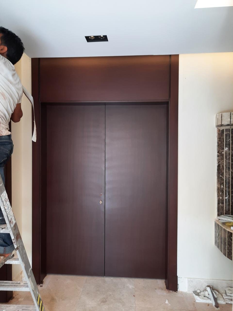 مكاتب دراسية وتأثيث غرف أطفال